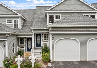 12 Eastern Point Dr, Shrewsbury, Massachusetts 01545, 2 Bedrooms Bedrooms, 6 Rooms Rooms,3.5 BathroomsBathrooms,Residential,For Sale,Eastern Point,Eastern Point Dr,73152583
