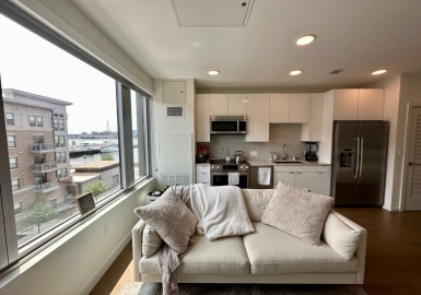 45 Lewis St, Boston, Massachusetts 02128, 1 Room Rooms,1 BathroomBathrooms,Residential Lease,For Rent,Lewis St,73210550