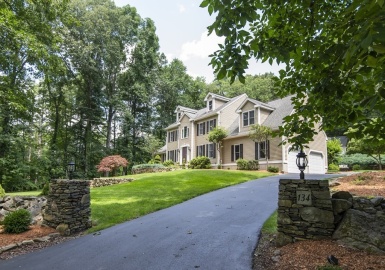 134 Long Hill Road, Bolton, Massachusetts 01740, 4 Bedrooms Bedrooms, 10 Rooms Rooms,2.5 BathroomsBathrooms,Residential,For Sale,Long Hill Road,73144212
