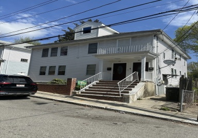35 37 Suncrest Rd, Boston, Massachusetts 02136, 3 Bedrooms Bedrooms, 5 Rooms Rooms,1 BathroomBathrooms,Residential Lease,For Rent,Suncrest Rd,73230104