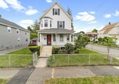 92 N Central Ave, Quincy, Massachusetts 02170, 2 Bedrooms Bedrooms, 4 Rooms Rooms,1 BathroomBathrooms,Residential Lease,For Rent,N Central Ave,73197499
