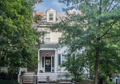 149 Bishop Allen Drive, Cambridge, Massachusetts 02139, 2 Bedrooms Bedrooms, 4 Rooms Rooms,2 BathroomsBathrooms,Residential,For Sale,149 Bishop Allen Condominium,Bishop Allen Drive,73164128
