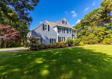 24 Longshank Cir, Falmouth, Massachusetts 02536, 3 Bedrooms Bedrooms, 9 Rooms Rooms,2.5 BathroomsBathrooms,Residential,For Sale,Longshank Cir,73154002