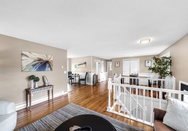 116 Bostwick Ln, Chicopee, Massachusetts 01020, 3 Bedrooms Bedrooms, 8 Rooms Rooms,2 BathroomsBathrooms,Residential,For Sale,Bostwick Ln,73161825