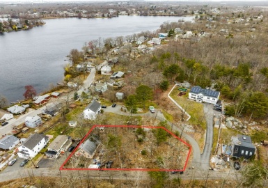 16 Oak Cliff Rd, Weymouth, Massachusetts 02189, 3 Bedrooms Bedrooms, 6 Rooms Rooms,1 BathroomBathrooms,Residential,For Sale,Oak Cliff Rd,73101397
