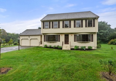 4 Woodpark Circle, Lexington, Massachusetts 02421, 4 Bedrooms Bedrooms, 10 Rooms Rooms,2.5 BathroomsBathrooms,Residential,For Sale,Woodpark Circle,73162275