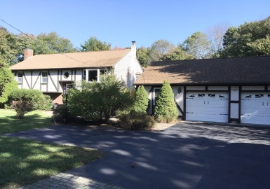 12 E Hodges, Norton, Massachusetts 02766, 3 Bedrooms Bedrooms, 7 Rooms Rooms,1.5 BathroomsBathrooms,Residential,For Sale,E Hodges,73166582