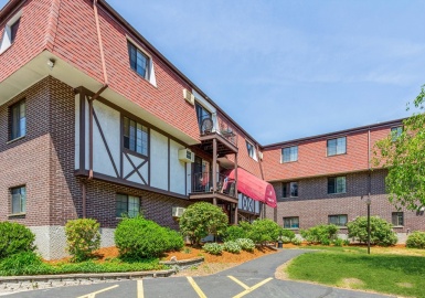 19 Erick Rd, Mansfield, Massachusetts 02048, 2 Bedrooms Bedrooms, 5 Rooms Rooms,1 BathroomBathrooms,Residential Lease,For Rent,Erick Rd,73215817