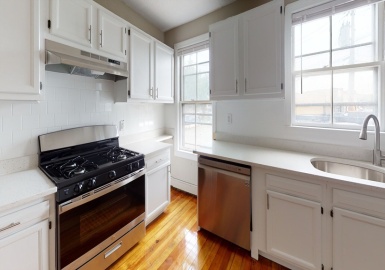 280 Mcgrath Highway, Somerville, Massachusetts 02145, 3 Bedrooms Bedrooms, 6 Rooms Rooms,1 BathroomBathrooms,Residential Lease,For Rent,Mcgrath Highway,73203775