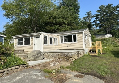 39 Beechwood Ave, Lakeville, Massachusetts 02347, 2 Bedrooms Bedrooms, 3 Rooms Rooms,1 BathroomBathrooms,Residential,For Sale,Beechwood Ave,73076758