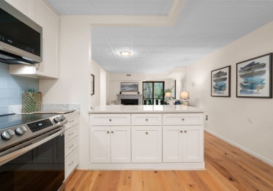 44 Concord Ave, Cambridge, Massachusetts 02138, 2 Bedrooms Bedrooms, 4 Rooms Rooms,2 BathroomsBathrooms,Residential,For Sale,Concord Ave,73105512
