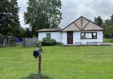 76 Westchester Ave, Pittsfield, Massachusetts 01201, 3 Bedrooms Bedrooms, 7 Rooms Rooms,1 BathroomBathrooms,Residential,For Sale,Westchester Ave,73160226