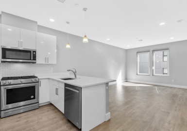 610 Rutherford Ave, Boston, Massachusetts 02129, 1 Bedroom Bedrooms, 3 Rooms Rooms,1 BathroomBathrooms,Residential Lease,For Rent,Rutherford Ave,73216118