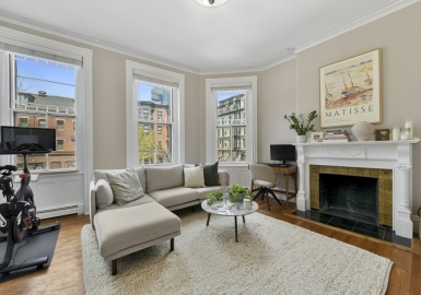580 Tremont St, Boston, Massachusetts 02118, 1 Bedroom Bedrooms, 3 Rooms Rooms,1 BathroomBathrooms,Residential Lease,For Rent,Tremont St,73231068