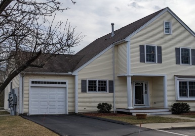 723 Thayer, Abington, Massachusetts 02351, 2 Bedrooms Bedrooms, 11 Rooms Rooms,3 BathroomsBathrooms,Residential,For Sale,Thayer,73130712