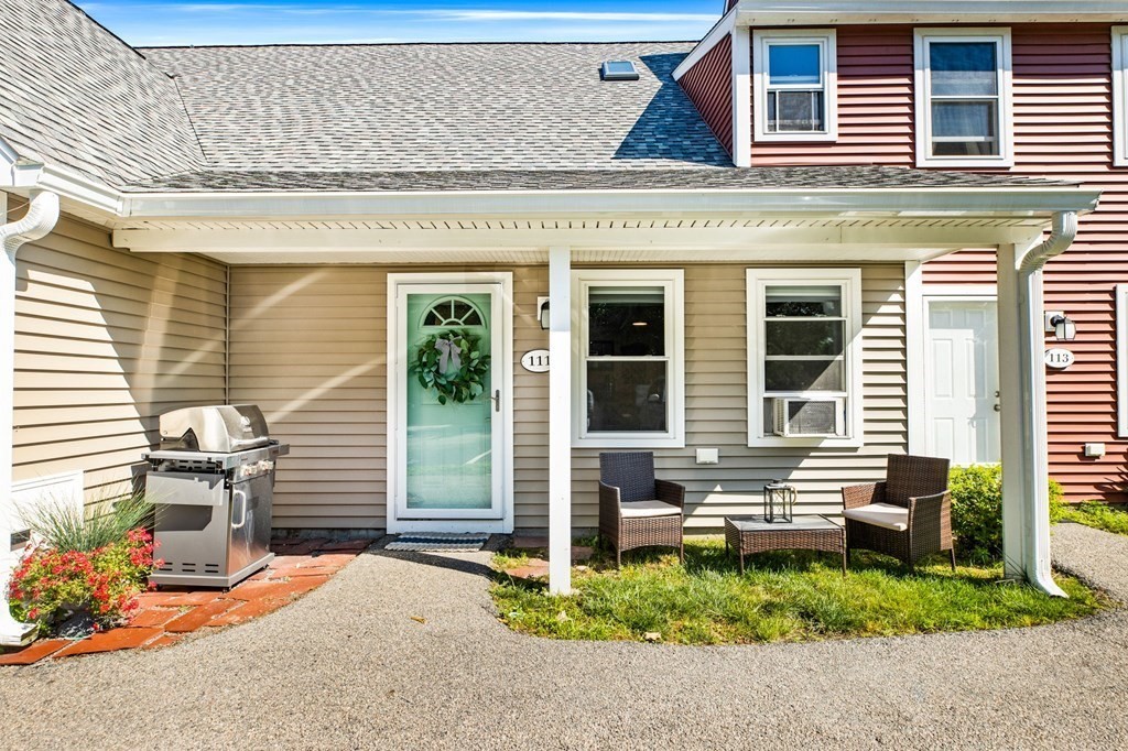 47 Old Colony Ln, Marshfield, Massachusetts 02050