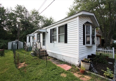 305 Turnpike, Easton, Massachusetts 02375, 1 Bedroom Bedrooms, 3 Rooms Rooms,1 BathroomBathrooms,Residential,For Sale,Turnpike,73141347