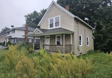 391 West Avenue, Ludlow, Massachusetts 01056, 3 Bedrooms Bedrooms, 7 Rooms Rooms,1 BathroomBathrooms,Residential,For Sale,West Avenue,73153875