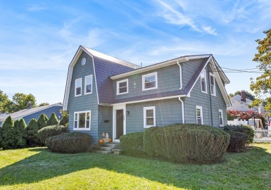 468 Trapelo, Waltham, Massachusetts 02452, 5 Bedrooms Bedrooms, 12 Rooms Rooms,2 BathroomsBathrooms,Residential,For Sale,Trapelo,73165213