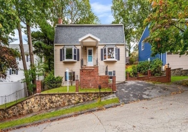 41 Donnelly Drive, Lynn, Massachusetts 01904, 3 Bedrooms Bedrooms, 7 Rooms Rooms,2 BathroomsBathrooms,Residential,For Sale,Donnelly Drive,73171353