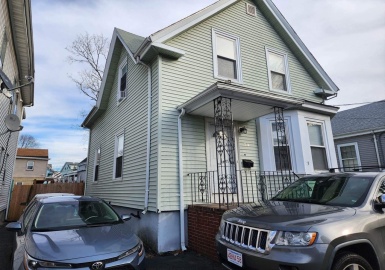 23 Beyer Place, Lynn, Massachusetts 01902, 2 Bedrooms Bedrooms, 6 Rooms Rooms,1.5 BathroomsBathrooms,Residential,For Sale,Beyer Place,73174994