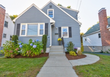64 Newfield Street, Boston, Massachusetts 02132, 3 Bedrooms Bedrooms, 6 Rooms Rooms,2 BathroomsBathrooms,Residential,For Sale,Newfield Street,73172508