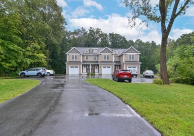 656 Massachusetts Ave, Lunenburg, Massachusetts 01462, 3 Bedrooms Bedrooms, 5 Rooms Rooms,2.5 BathroomsBathrooms,Residential,For Sale,Deer Run,Massachusetts Ave,73159523
