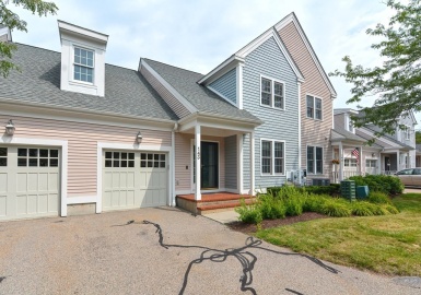 143 Godfrey Dr., Norton, Massachusetts 02766, 2 Bedrooms Bedrooms, 6 Rooms Rooms,2.5 BathroomsBathrooms,Residential,For Sale,Godfrey Dr.,73151136