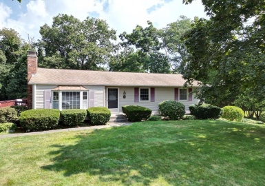 49 Barbara Ave, Auburn, Massachusetts 01501, 3 Bedrooms Bedrooms, 6 Rooms Rooms,1.5 BathroomsBathrooms,Residential,For Sale,Barbara Ave,73156164