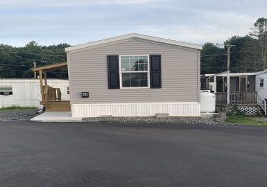 44 Mustang Ave, Marlborough, Massachusetts 01752, 2 Bedrooms Bedrooms, 4 Rooms Rooms,1 BathroomBathrooms,Residential,For Sale,Mustang Ave,73123474