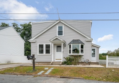 70 Derry Rd, Methuen, Massachusetts 01844, 3 Bedrooms Bedrooms, 8 Rooms Rooms,1.5 BathroomsBathrooms,Residential,For Sale,Derry Rd,73163962