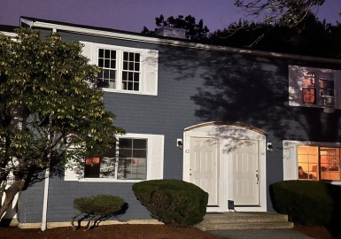 42 Roberts Dr, Bedford, Massachusetts 01730, 2 Bedrooms Bedrooms, 4 Rooms Rooms,1 BathroomBathrooms,Residential,For Sale,Roberts Dr,73163967