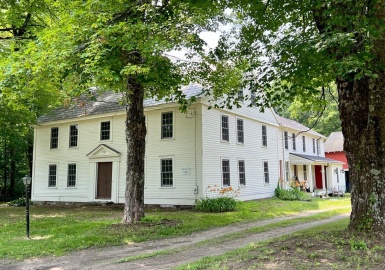 621 Amherst Road, Sunderland, Massachusetts 01375, 5 Bedrooms Bedrooms, 11 Rooms Rooms,3 BathroomsBathrooms,Residential,For Sale,Amherst Road,73095476