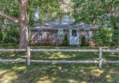 18 Pamet Rd, Yarmouth, Massachusetts 02673, 3 Bedrooms Bedrooms, 5 Rooms Rooms,1 BathroomBathrooms,Residential,For Sale,Pamet Rd,73161740