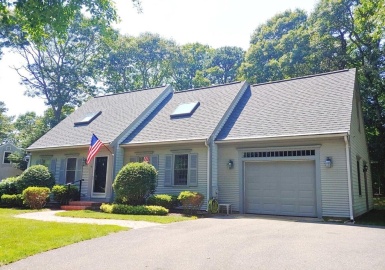 9 Rainbow Drive, Barnstable, Massachusetts 02632, 3 Bedrooms Bedrooms, 8 Rooms Rooms,3 BathroomsBathrooms,Residential,For Sale,Rainbow Drive,73141078