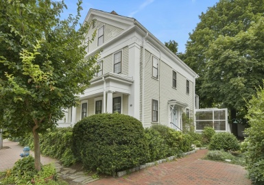 28 Tremont Street, Cambridge, Massachusetts 02139, 5 Bedrooms Bedrooms, 12 Rooms Rooms,2 BathroomsBathrooms,Residential,For Sale,Tremont Street,73158887