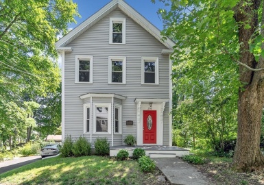 214 River St, Dedham, Massachusetts 02026, 4 Bedrooms Bedrooms, 12 Rooms Rooms,2.5 BathroomsBathrooms,Residential,For Sale,River St,73155474