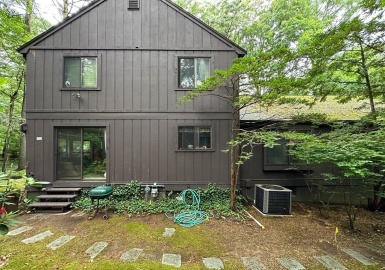 27 Hop Brook Ln, Sudbury, Massachusetts 01776, 4 Bedrooms Bedrooms, 9 Rooms Rooms,3 BathroomsBathrooms,Residential,For Sale,Hop Brook Ln,73132341
