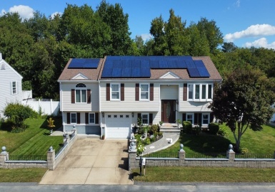 158 Heritage Dr, New Bedford, Massachusetts 02745, 4 Bedrooms Bedrooms, 8 Rooms Rooms,3 BathroomsBathrooms,Residential,For Sale,Heritage Dr,73163386