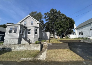 38 Stavely, Lowell, Massachusetts 01852, 2 Bedrooms Bedrooms, 5 Rooms Rooms,2 BathroomsBathrooms,Residential,For Sale,Stavely,73165308