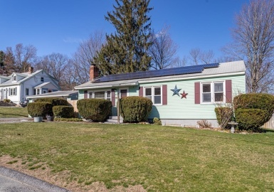 45 St. Martin Street, Fitchburg, Massachusetts 01420, 3 Bedrooms Bedrooms, 5 Rooms Rooms,1.5 BathroomsBathrooms,Residential,For Sale,St. Martin Street,73165996