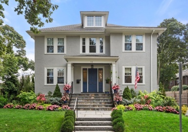 98 Manet Rd, Newton, Massachusetts 02467, 4 Bedrooms Bedrooms, 10 Rooms Rooms,3 BathroomsBathrooms,Residential,For Sale,98 Manet Road Condominiums,Manet Rd,73158594
