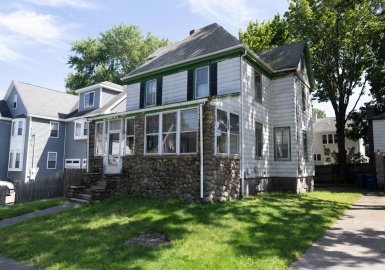 65 Sherbrooke Ave, Braintree, Massachusetts 02184, 3 Bedrooms Bedrooms, 6 Rooms Rooms,1.5 BathroomsBathrooms,Residential,For Sale,Sherbrooke Ave,73155901