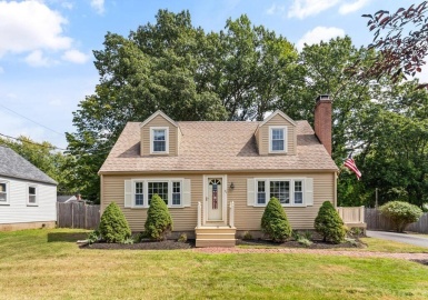 71 Eunice Cir, Wakefield, Massachusetts 01880, 3 Bedrooms Bedrooms, 6 Rooms Rooms,1 BathroomBathrooms,Residential,For Sale,Eunice Cir,73156345