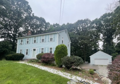 23 Fieldstone Circle, North Attleboro, Massachusetts 02760, 4 Bedrooms Bedrooms, 9 Rooms Rooms,2.5 BathroomsBathrooms,Residential,For Sale,Fieldstone Circle,73153145