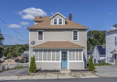 75 Byron Ave., Lawrence, Massachusetts 01841, 4 Bedrooms Bedrooms, 8 Rooms Rooms,1.5 BathroomsBathrooms,Residential,For Sale,Byron Ave.,73164089