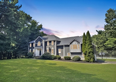 261 River Rd, Andover, Massachusetts 01810, 4 Bedrooms Bedrooms, 9 Rooms Rooms,3.5 BathroomsBathrooms,Residential,For Sale,River Rd,73157552