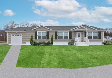 121 East Washington, Phase1, North Attleboro, Massachusetts 02760, 2 Bedrooms Bedrooms, 6 Rooms Rooms,2 BathroomsBathrooms,Residential,For Sale,East Washington, Phase1,73105581