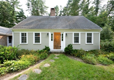 235 School St, Pembroke, Massachusetts 02359, 3 Bedrooms Bedrooms, 7 Rooms Rooms,2 BathroomsBathrooms,Residential,For Sale,School St,73161289
