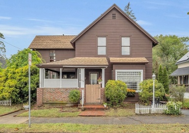 416 Exchange St, Athol, Massachusetts 01331, 3 Bedrooms Bedrooms, 8 Rooms Rooms,2 BathroomsBathrooms,Residential,For Sale,Exchange St,73163855